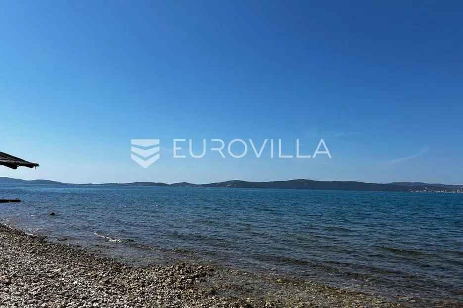 zadar, bibinje prestižno građevinsko zemljište, prvi red do mora, 413m2 - slika 6