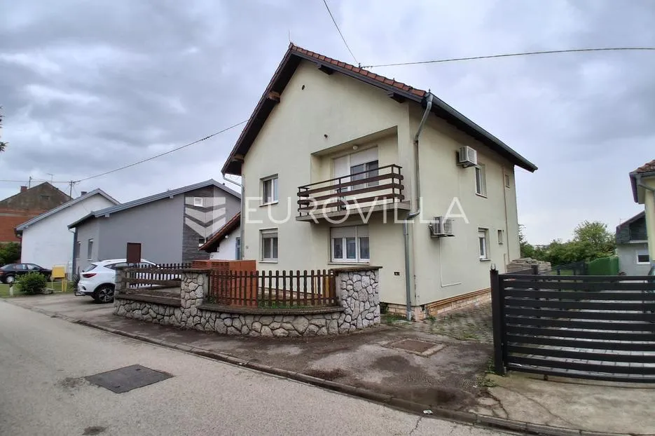 vinkovci, mirkovci, prostrana kuća s velikim vrtom u mirnoj i slijepoj ulici u za dugoročni najam - slika 3