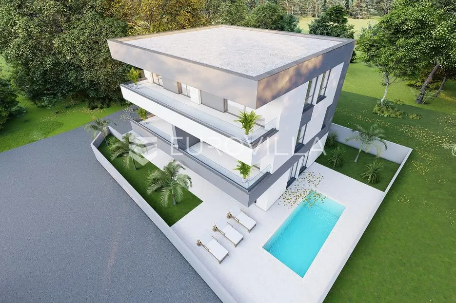 zadar, rovanjska, trosoban stan u prizemlju s vrtom - slika 10