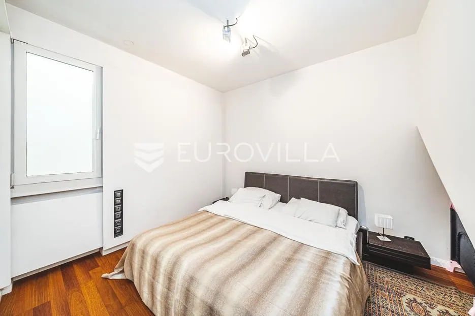 zagreb, pantovčak, dvosobni apartman- dugoročni najam, režije uključene - slika 3