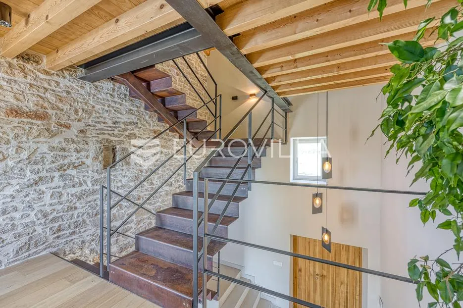 istra, labin, šumber, unikatna samostojeća villa na velikoj okućnici s pogledom - slika 18