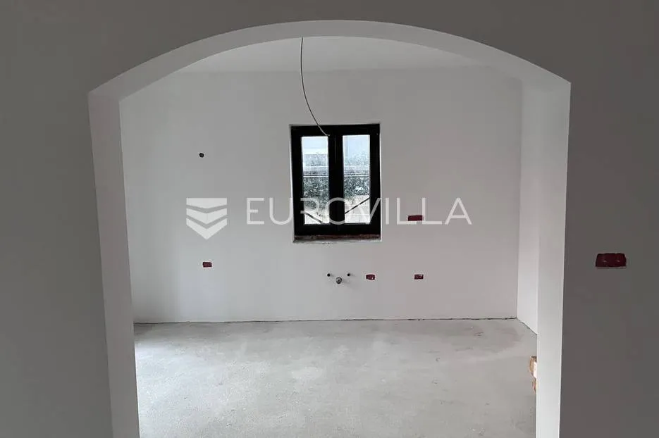 okolica poreča, dvojna kamena kuća s bazenom - slika 14