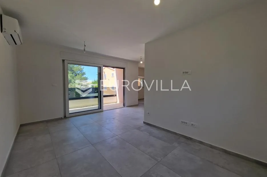 vir, prostran i svijetao apartman u prizemlju - slika 5