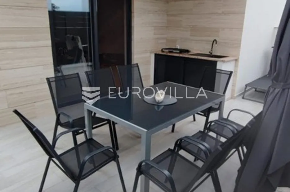 vir, atraktivan dvoetažni apartman s 3 spavaće sobe i pogledom na more - slika 71