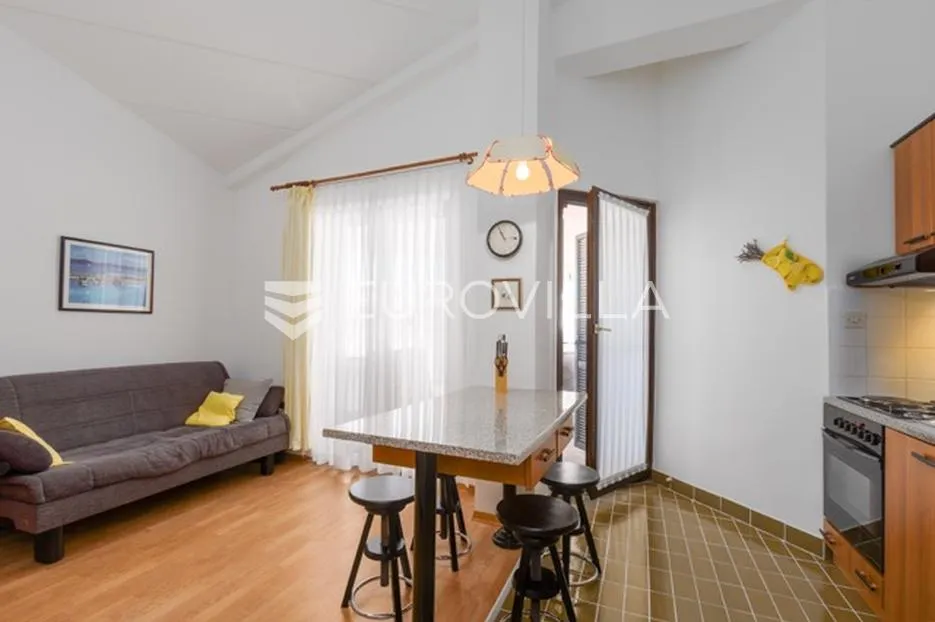 istra, barbariga, elegantan i svijetao stan 44 m² s dvije velike terase na 1. katu - slika 13