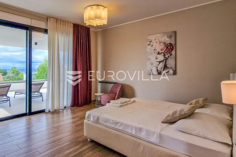 istra, luksuzna villa 276 m² s 4 spavaće sobe, bazenom i pogledom na more - slika 18