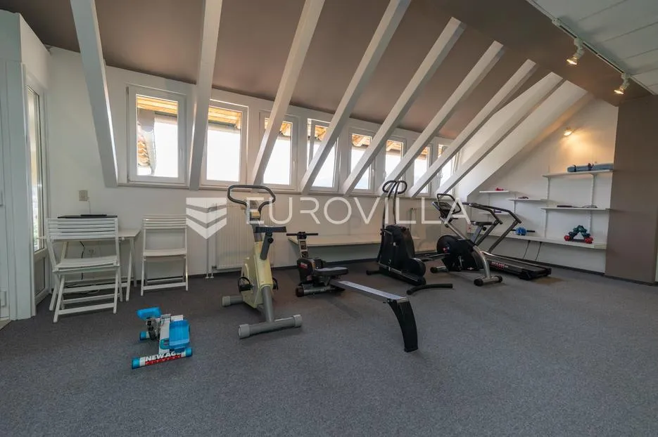 g.kotar, ravna gora, uhodani turistički objekt 1500 m² na parceli od 3799 m² - slika 11