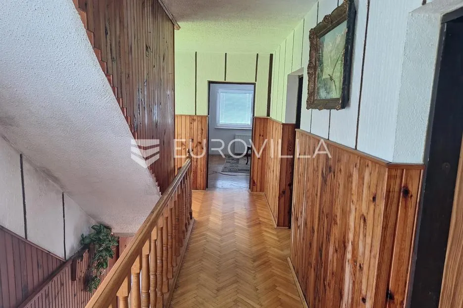 karlovac, rečica, kuća 140 m², gospodarske zgrade 350 m² - slika 3