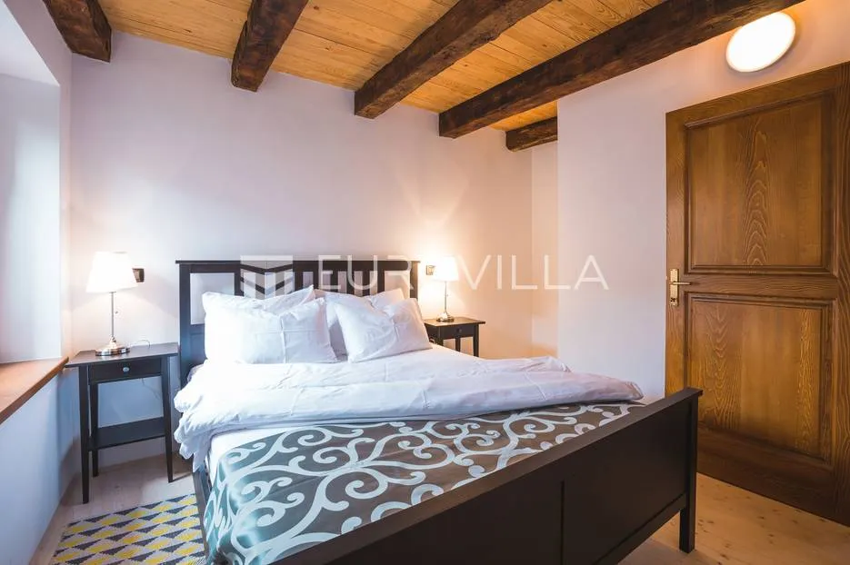 istra, oprtalj, kamena kuća u nizu s tri apartmana i dva poslovna prostora, jedinstvena ponuda - slika 4
