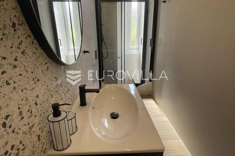 rijeka, centar, trosoban stan 81,31 m² kompletno adaptiran i moderno uređen - slika 15
