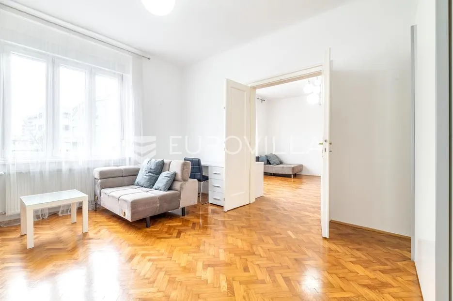 zagreb, petrova ulica, prekrasan dvosoban stan 75 m² - slika 2