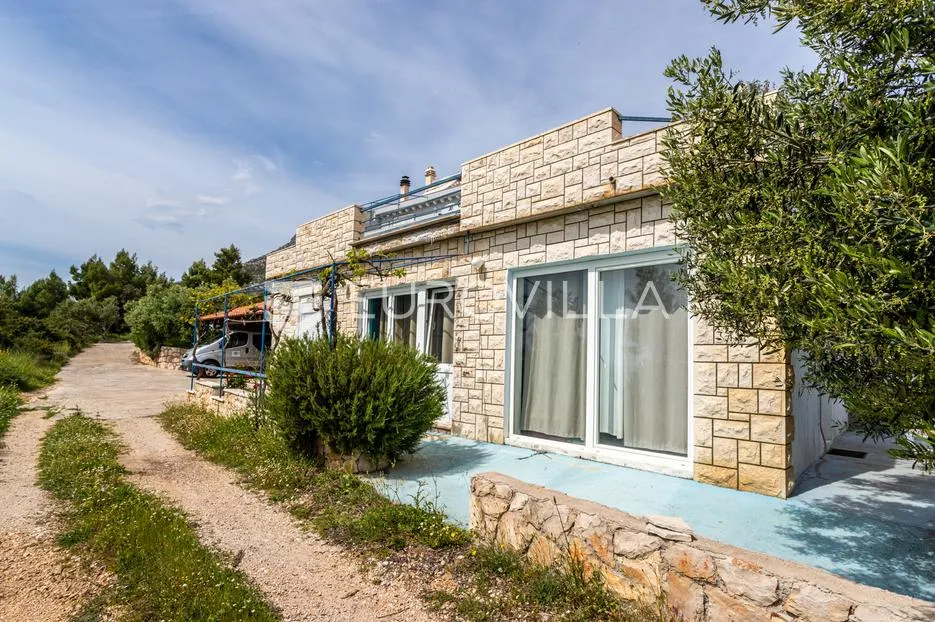 hvar, prekrasna nekretnina na južnoj strani otoka s otvorenim pogledom na more - slika 15