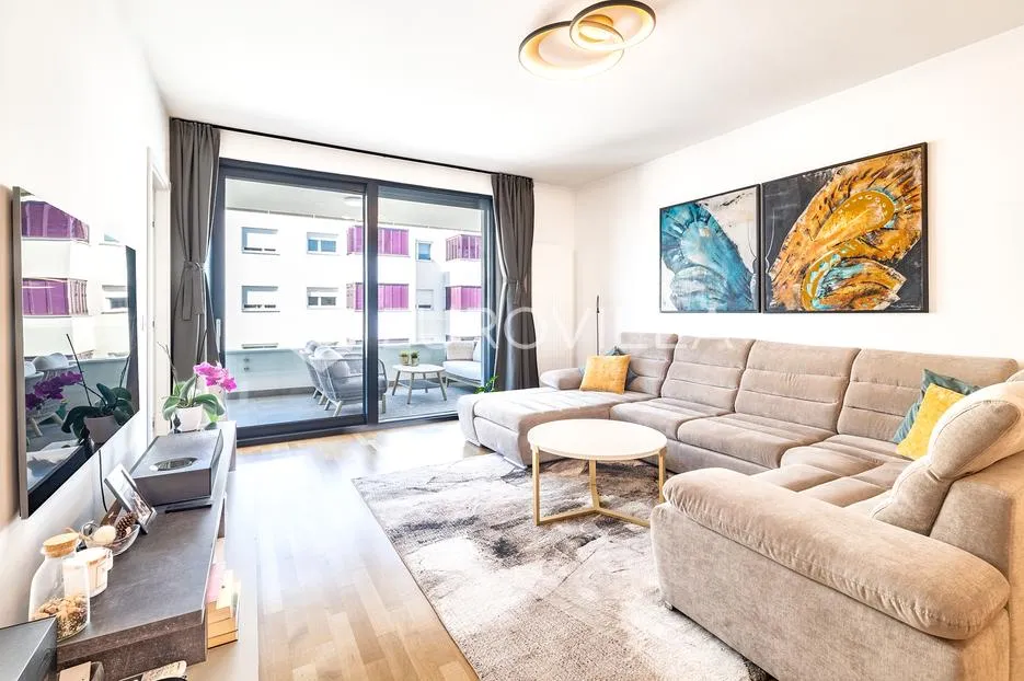 Zagreb, Vrbani prekrasan četverosoban stan s terasom 112 m² i dva garažna mjesta