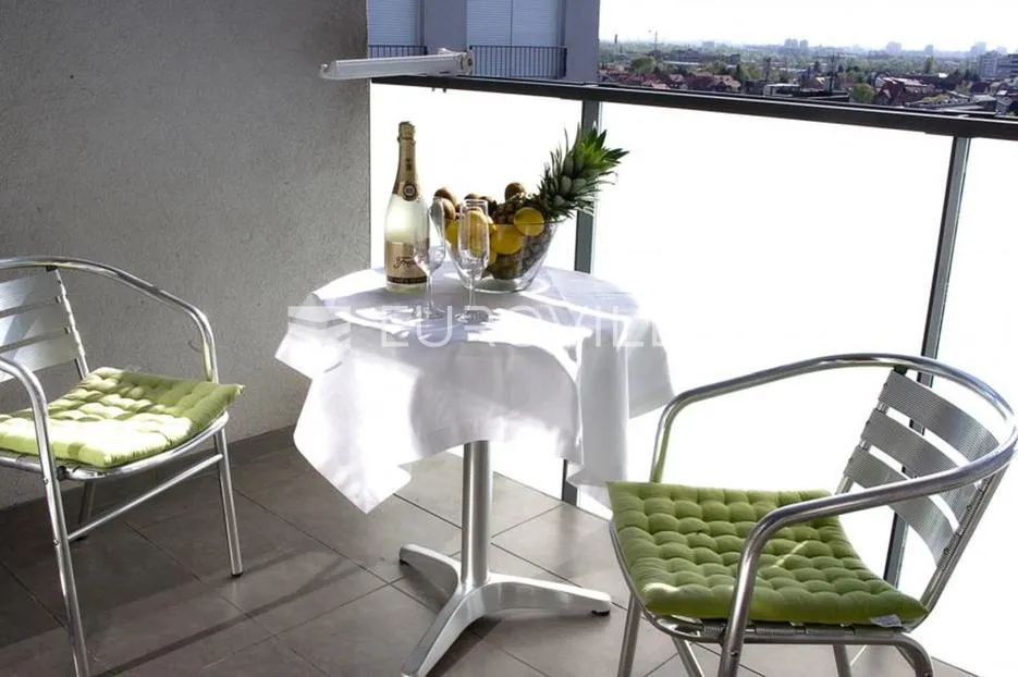 zagreb, dubrava, nov i lijepo uređen trosoban stan 80m2 - slika 6