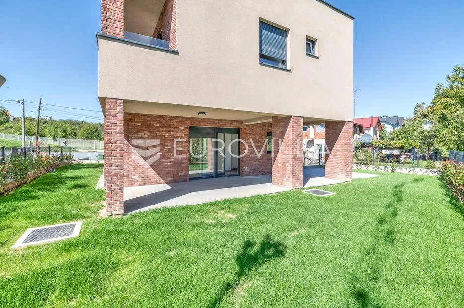 zagreb bukovac četverosoban stan sa duplom garažom i vrtom 140 m² novogradnja - slika 10