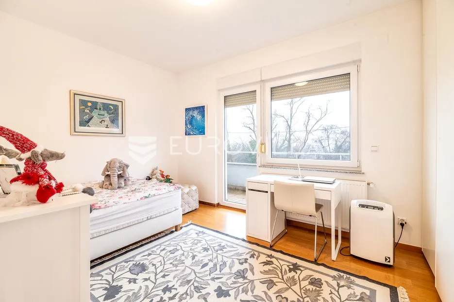 zagreb, jelenovac, predivan četverosoban stan površine 112 m² - slika 6