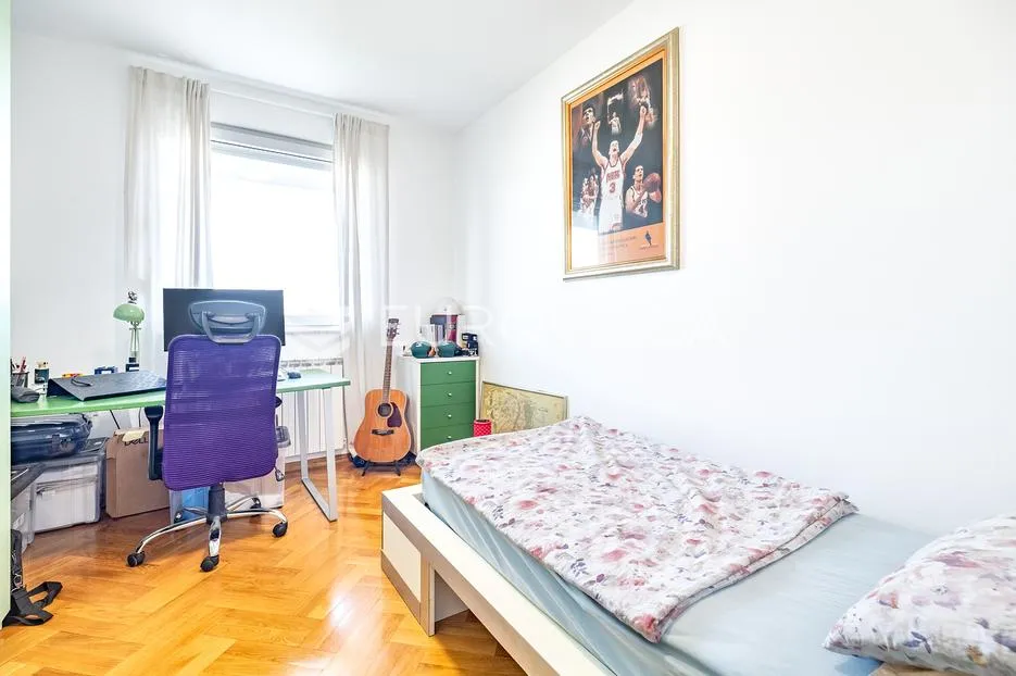 zagreb, špansko, predivan četverosoban dvoetažan stan površine 125,77 m² - slika 5