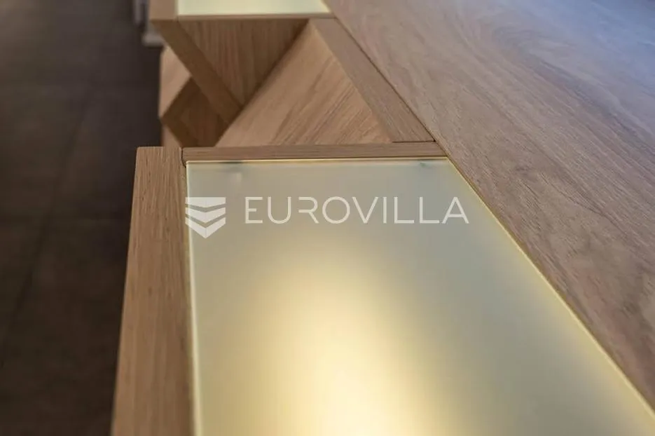 opatija, prekrasan penthause 228 m² s besprijekornim pogledom - slika 30
