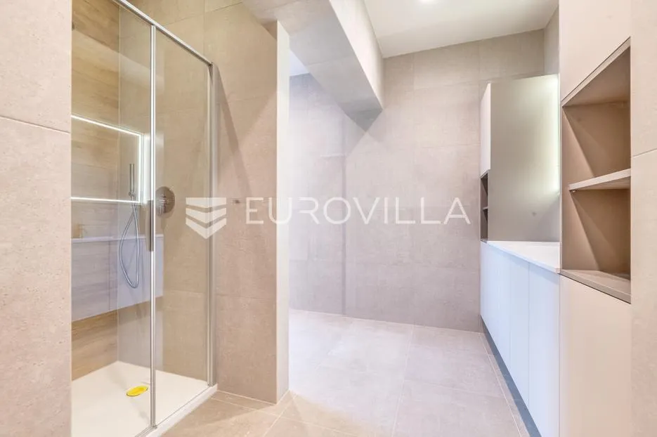 zagreb, bogovićeva, luksuzan četverosoban penthouse 150 m² - slika 7