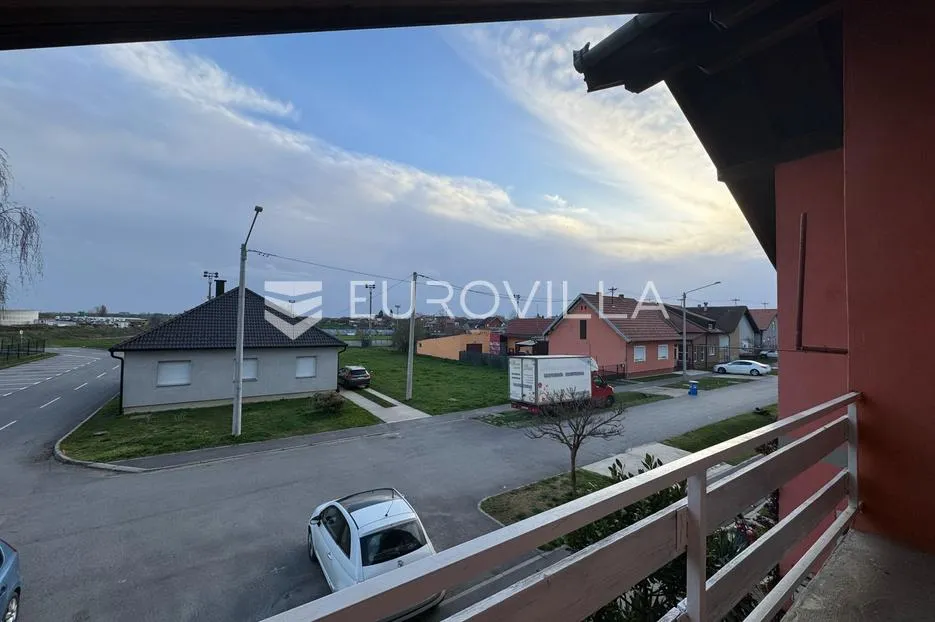 kuševac, poslovno stambena katnica, 175 m² - slika 23