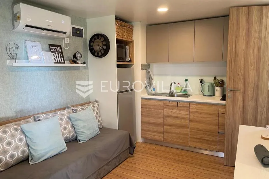 istra, rovinj, ‪moderne mobilne kućice 32 m² i terasa 28 m² - slika 6