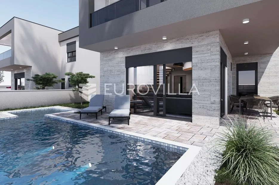 Medulin, Medulin, kvalitetna i moderna duplex kuća B, s grijanim bazenom 30 m² i garažom, 146 m²