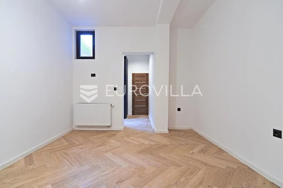 osijek, centar, prodaje se uređen stan površine 69 m² - slika 13
