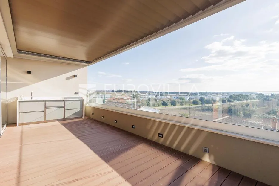 istra, novigrad, luksuzan penthouse 135 m², dvije spavaće sobe, pogled na more, parking - slika 24