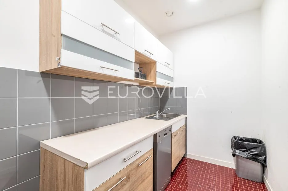 zagreb, novi zagreb, poslovni prostor uredske namjene 300 m² unutar poslovne zgrade - slika 6