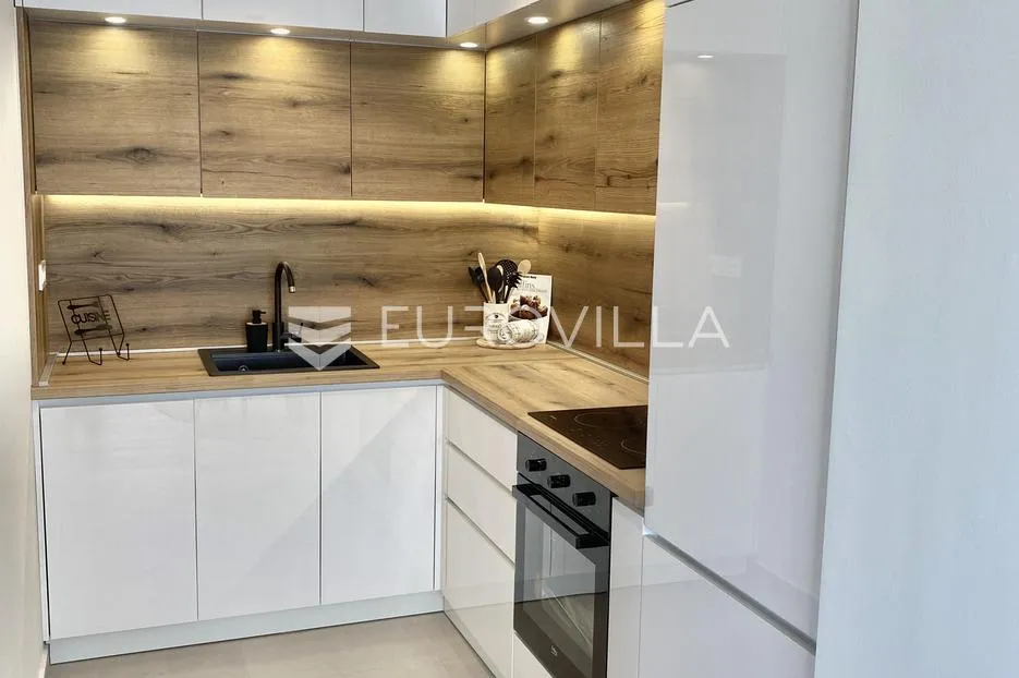 zagreb, jarun, prekrasan dvosoban stan 53 m² - slika 4