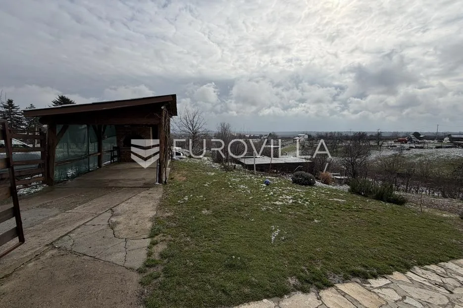 mandićevac, prostrana kuća 90 m² na zemljištu od 1608 m² - slika 3