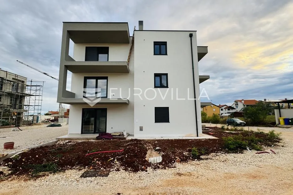 Istra, Umag, NOVOGRADNJA, Stan na prvom katu 64,54 m²