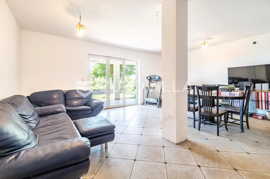 zagreb, vrhovec, atraktivna vila s vrtom i parkingom, 530 m² - slika 19