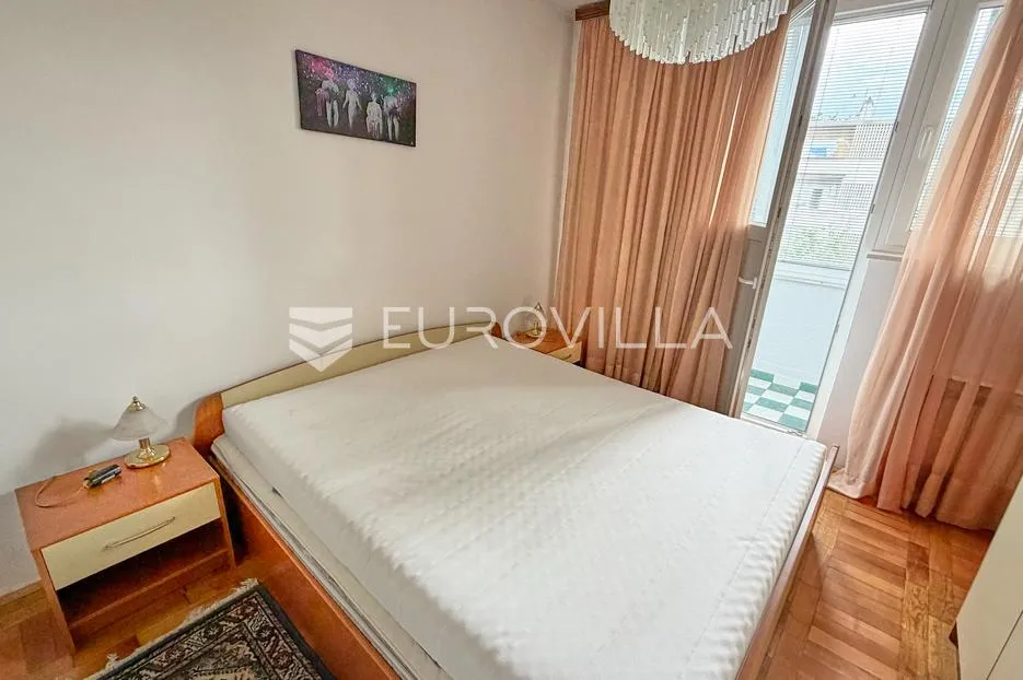zagreb, volovčica, funkcionalan trosobni stan 61 m² - slika 8