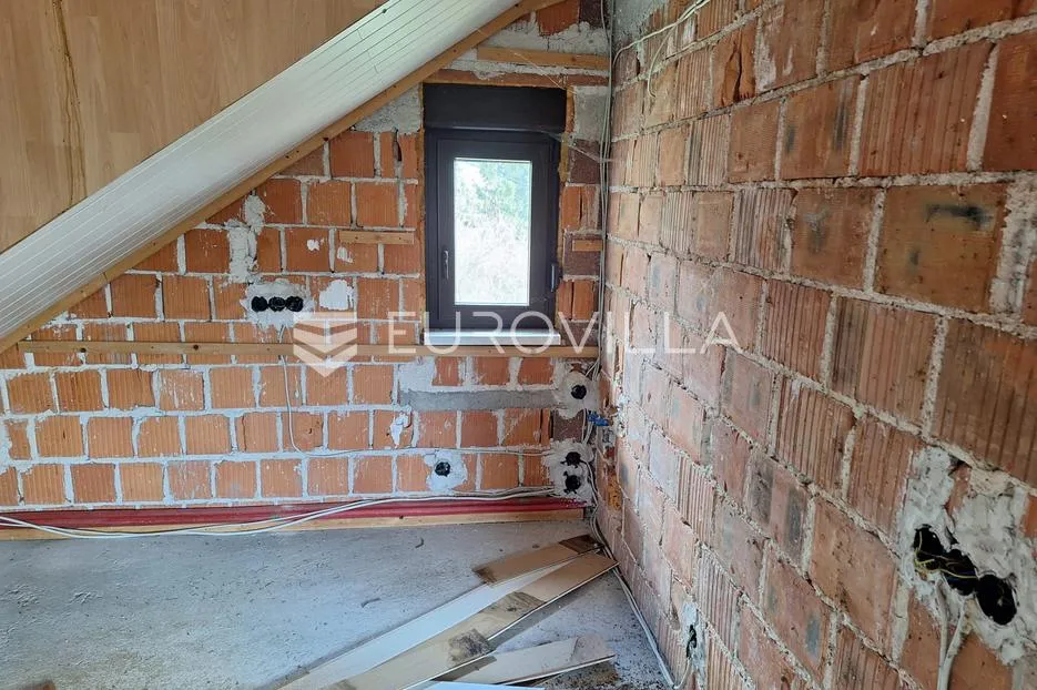 jastrebarsko, plešivica, kuća 266 m² s bazenom na mirnoj lokaciji - slika 18