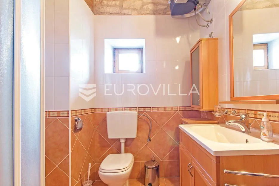 istra, puntera, jedinstvena autohtona istarska kamena 140m2 kuća s bazenom - slika 16