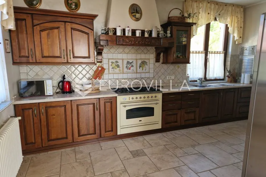 umag, vila prvi red do mora - slika 6