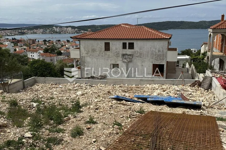 trogir, zemljište s pravomoćnom dozvolom za gradnju vile s bazenom - slika 6