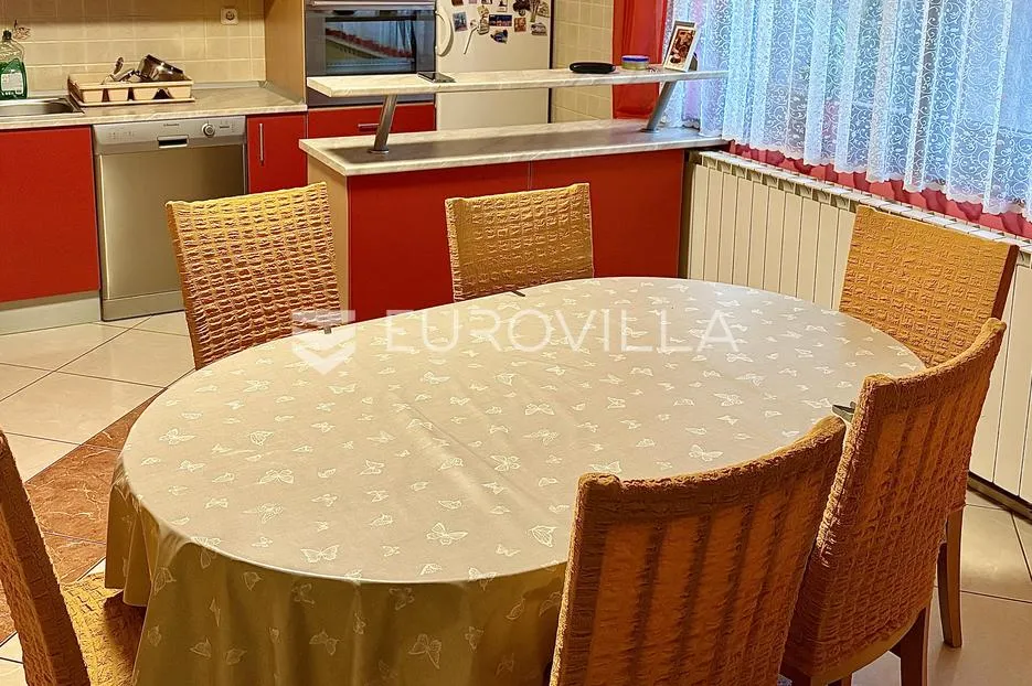 bjelovar, hrgovljani, obiteljska kuća površine 215 m², prilika - slika 6