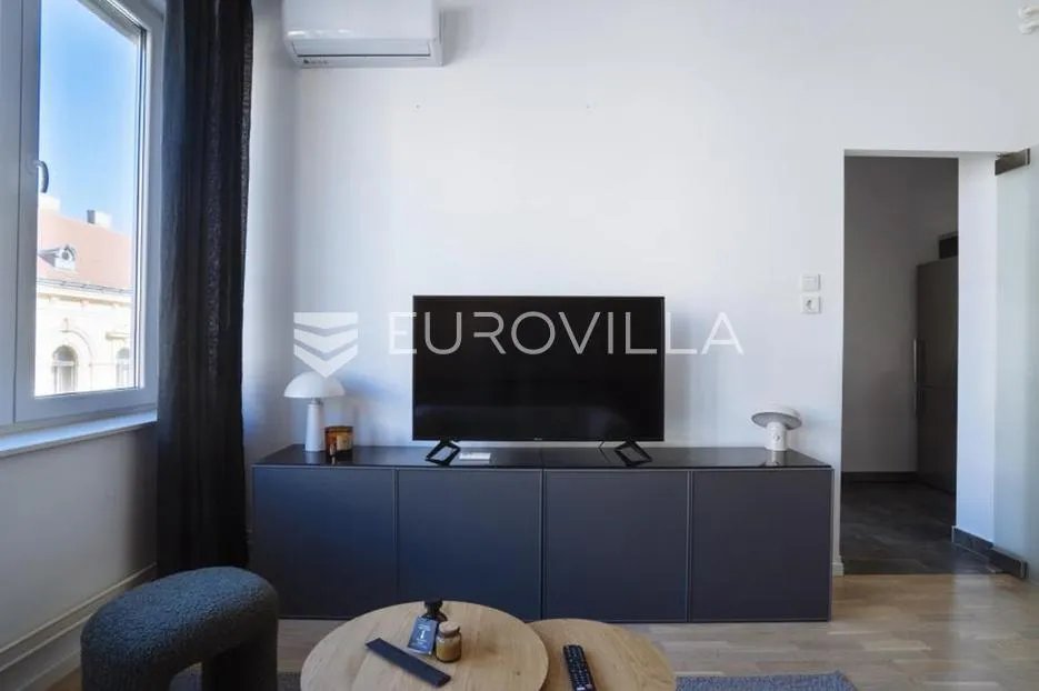osijek, centar, iznajmljuje se dizajnerski stan površine 40 m² - slika 11