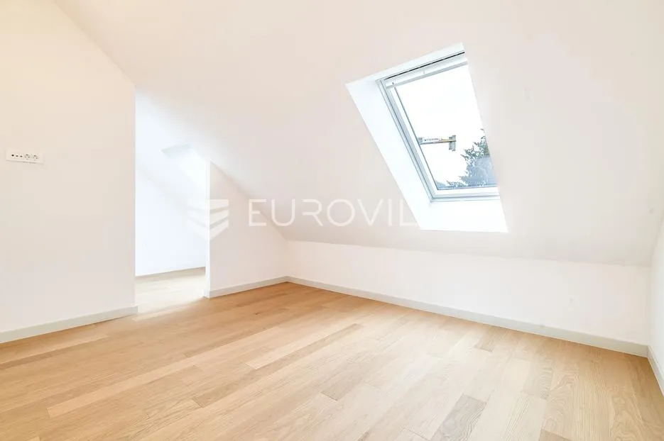 samobor, centar, prekrasan novouređen trosoban stan, 84 m² - slika 3