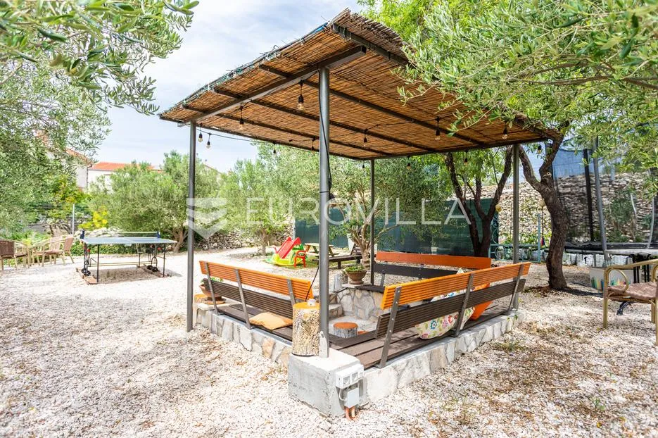 brač, milna, jedinstvena kamena vila na odličnoj lokaciji - slika 28