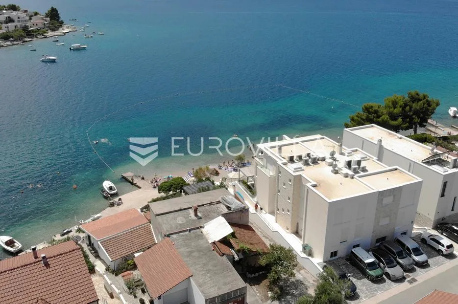 žaborić, prekrasan trosoban stan na samoj plaži, 121,99 m² - slika 31