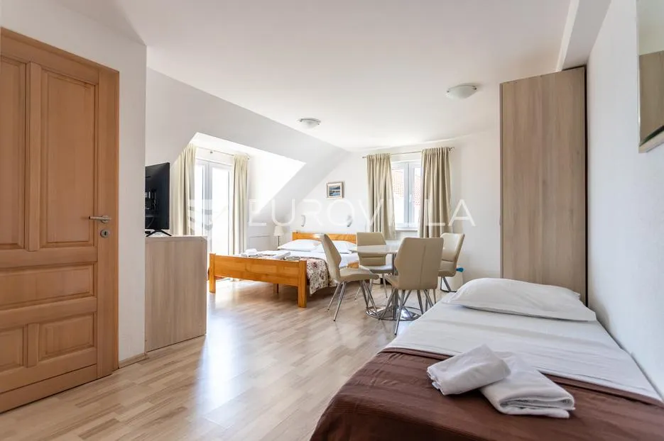 brač, bol, manji obiteljski hotel s restoranom, 1.000 m² - slika 13