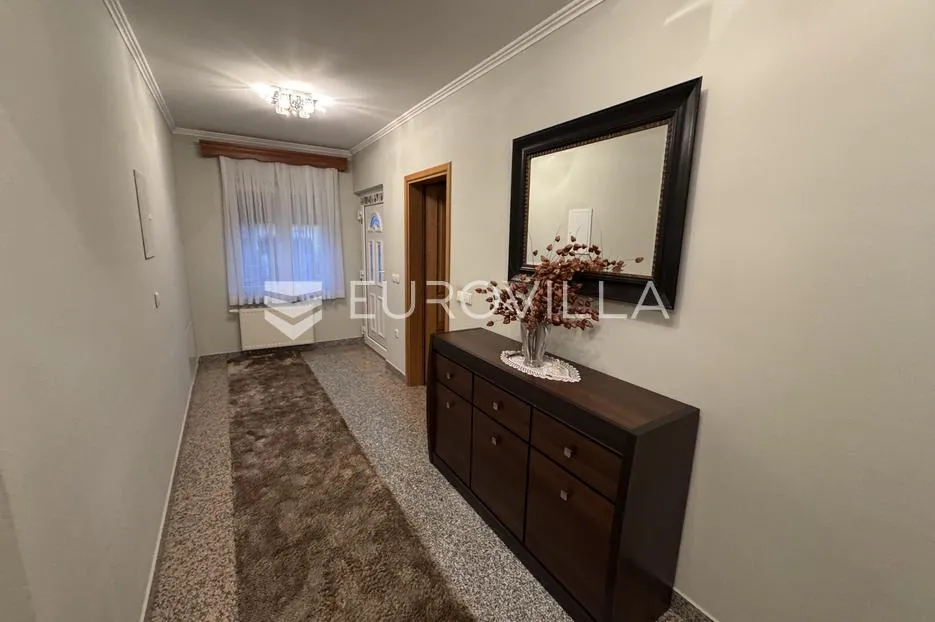 đakovo, centar, luksuzna kuća 470 m2 na izuzetnoj lokaciji - slika 4