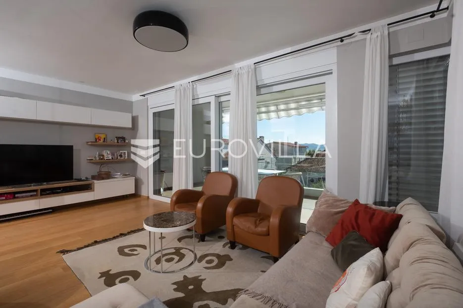 zadar, borik, luksuzan penthouse površine 137,26 m² s terasama na top lokaciji - slika 7