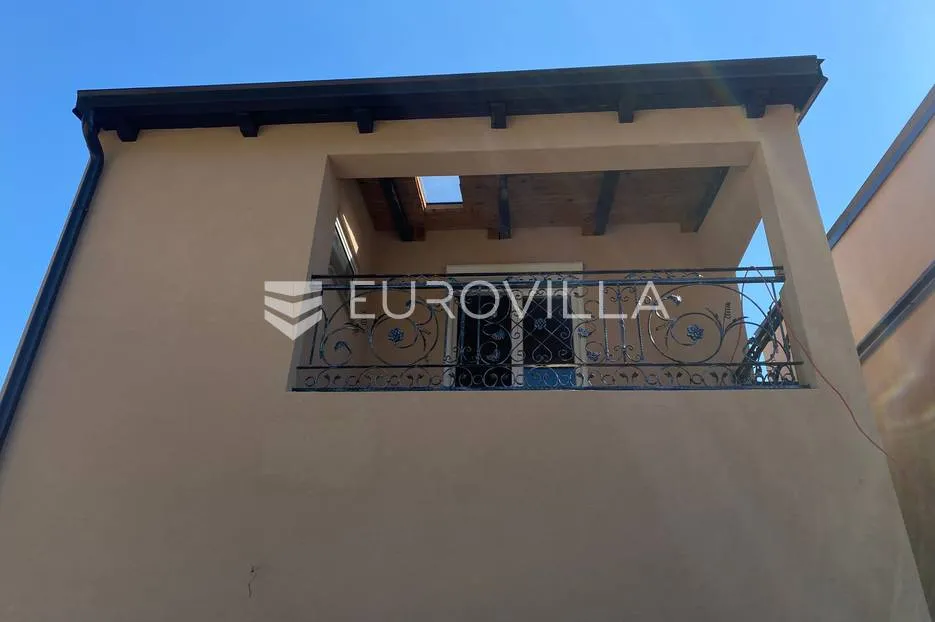 istra, rovinjsko selo, kuća u nizu od 90 m² u mirnom okruženju - slika 22