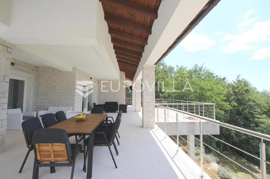 istra, kanfanar, prekrasna kuća 280 m² na velikom imanju od 1900 m² - slika 33