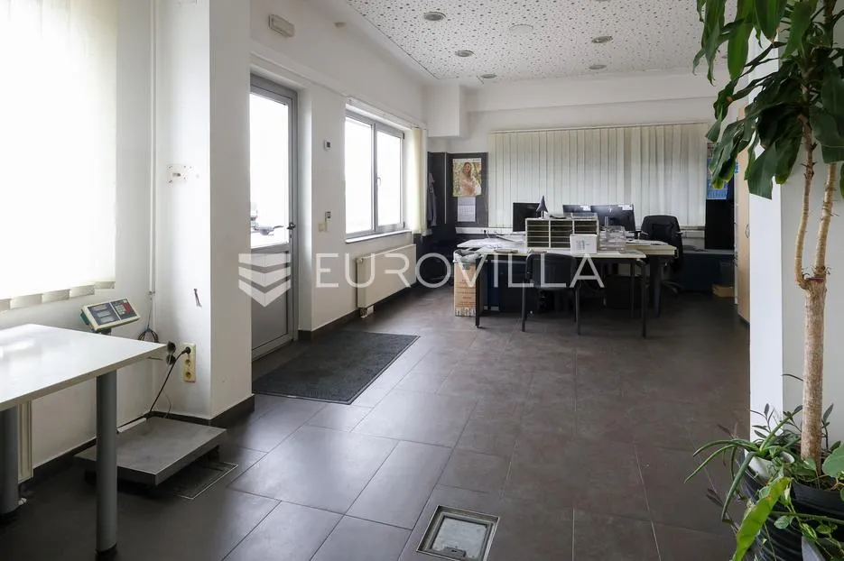 slavonski brod, industrijska zona, proizvodno, poslovna zgrada 1.250 m² - slika 14