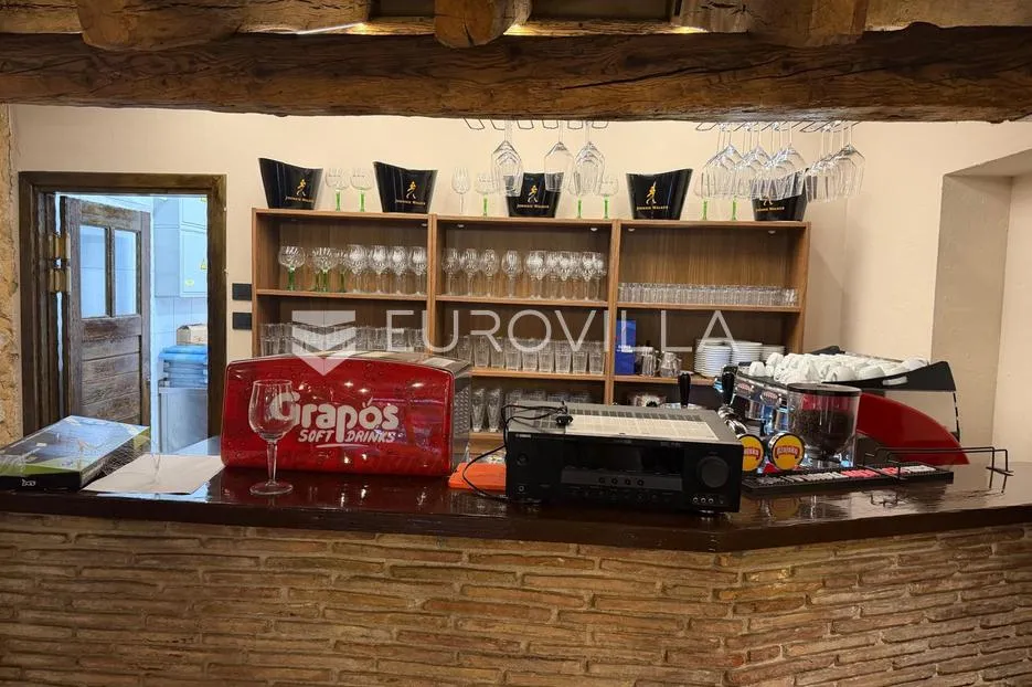 crikvenica, najam restorana s terasom u centru, uređen, terasa, pogled na more - slika 11